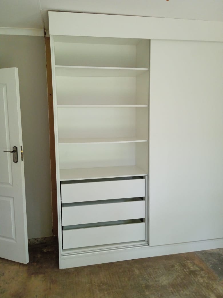 Ronnie Handyman Services | We do all handyman work installing cabinets . Repair existing cabinets. hanging, pictures drill curtains, painting, TV mounting.